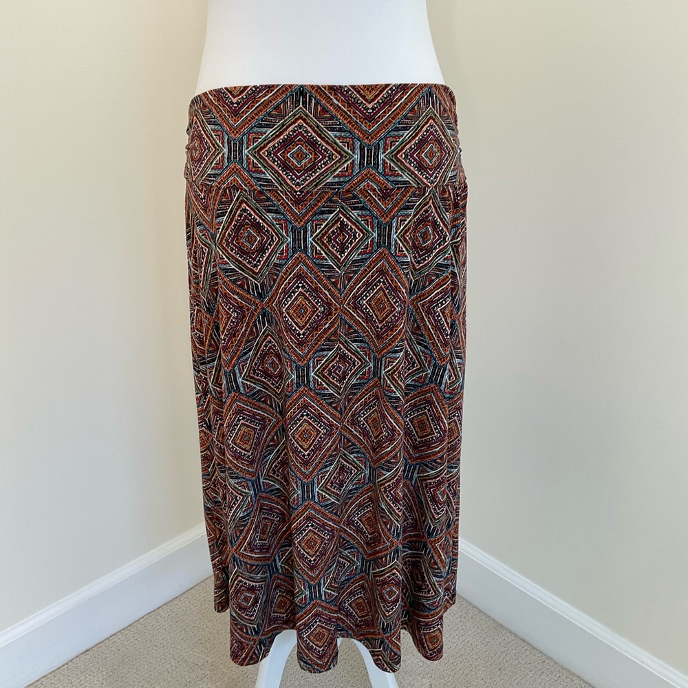 Bobeau Geometric Patterned Midi Skirt - Picture 5 of 6